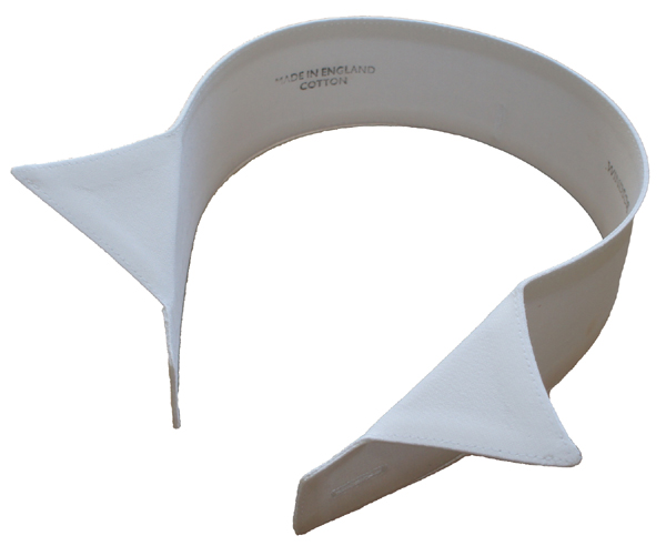 Detachable Wing Collar